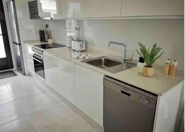 Bahia Homes بيت للعطل