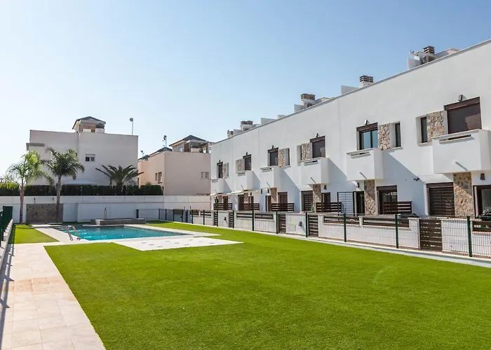 Bahia Homes تورّيفيِخا